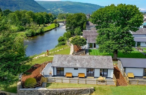 Llanrwst Apartment | White Willow Apartment
