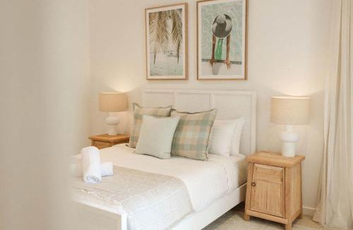 Yaroomba House | Whitehaven - 100m to Beach, Private Pool