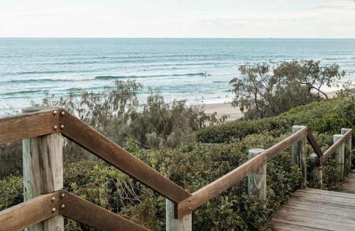 Yaroomba House | Whitehaven - 100m to Beach, Private Pool