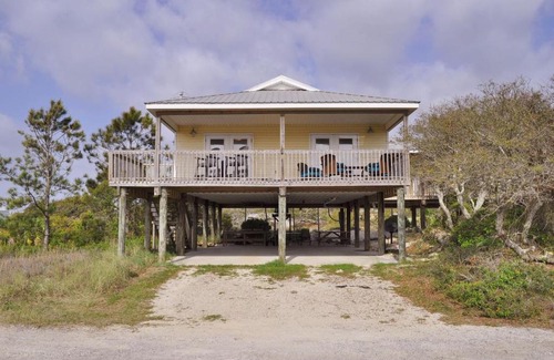 Fort Morgan House | Whitesands South Relax in comfort at this duplex within walking distance of the beach