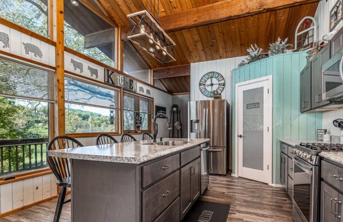 Elizabeth House | Whitetail Country Trails
