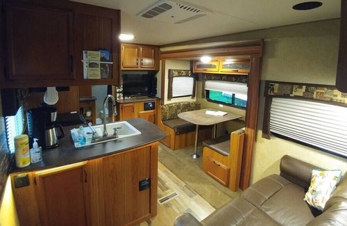 Elba House | Whitewater Riverside Camper Adults Only