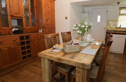 Wolsingham Cottage | Whitfield Cottage