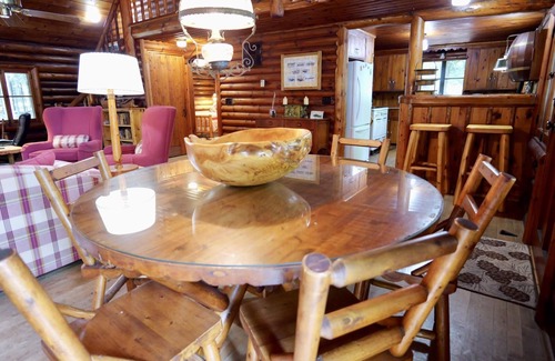 Drummond House | Whitney Bay Getaway on Drummond Island