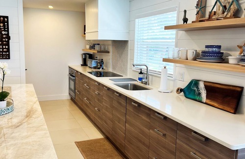 Whitney Beach Condo | Whitney Beach at Longboat Key, 325 3 Bedroom Spacious Condo, First Floor