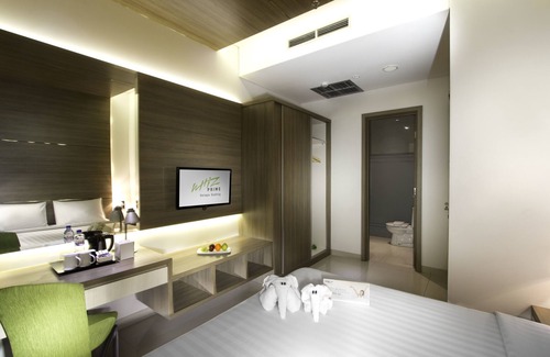 Kelapa Gading Barat Hotel | Whiz Prime Hotel Kelapa Gading
