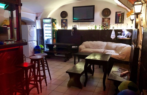 Kerepesdulo Apartment | Whole basement former pub 4 stag do