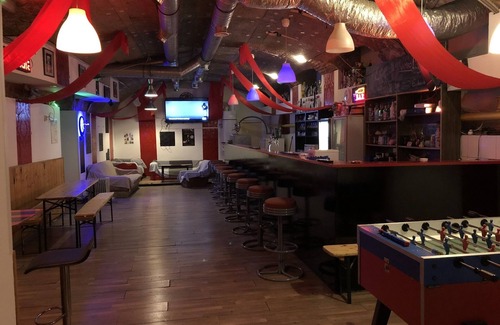 Palace District Apartment | Whole basement pub1 for stag do/30person