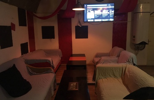 Palace District Apartment | Whole basement pub1 for stag do/30person