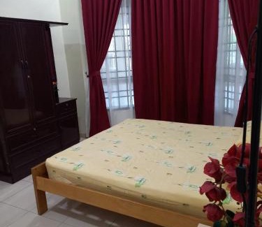 Jasin House | Whole Family House for Holiday in Jasin