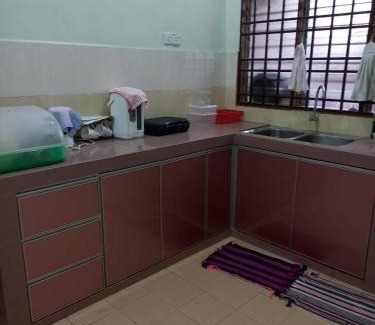 Jasin House | Whole Family House for Holiday in Jasin