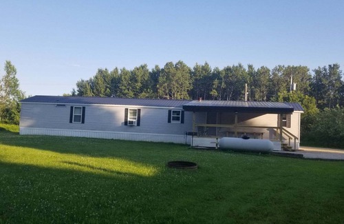 Newberry House | Whole Home in peaceful Newberry