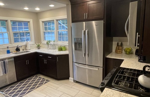Grandview Heights House | Whole Home- In the Heart of Grandview Heights!