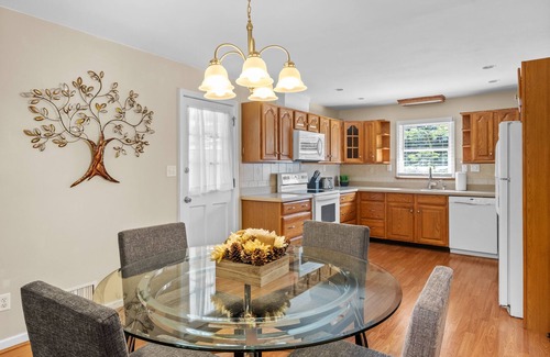 Clarkdale House | WHOLE Home with BASEMENT on 3 Acres