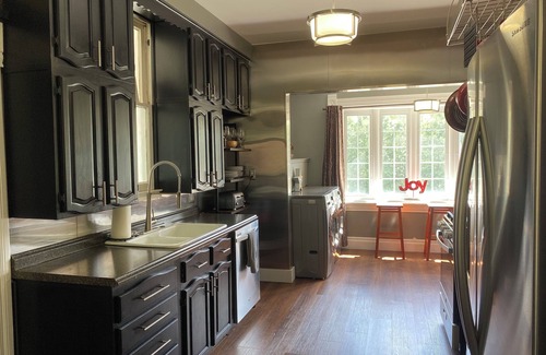 Athens House | Whole Hours. 1/2 mile walk to Court St and a short walk to the OU campus.