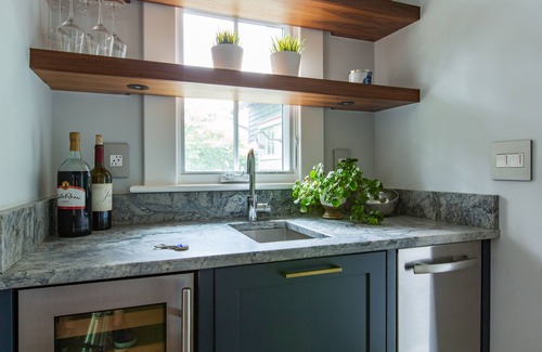 Clintonville House | Whole house-Backyard oasis-sleeps13
