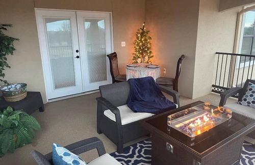 Gober Apartment | Whole House Rental .