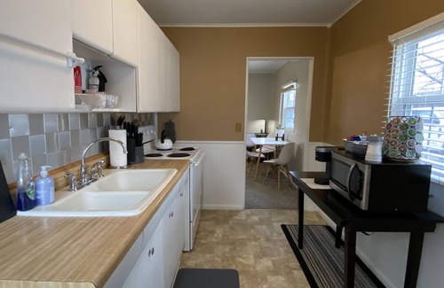 Lincoln House | Whole House with big back yard and comfy beds!