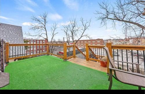 North Hyde Park Apartment | Whole unit for a family to stay