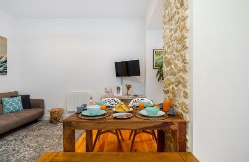 Alto do Pina Apartment | WHome Casa Alcazar Perfect spot w/private Patio