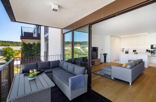 Benfica Apartment | WHome History and Comfort, Luxurious Living in Benfica