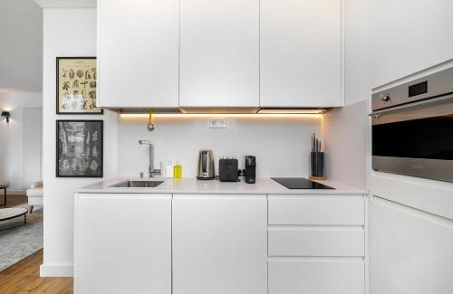 Lisbon Old Town Apartment | WHome Urban Retreat: Downtown Luxury, Parking, AC & Elevator