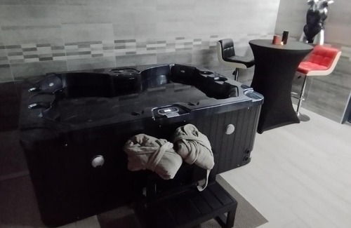 Ledignan Hotel | why not