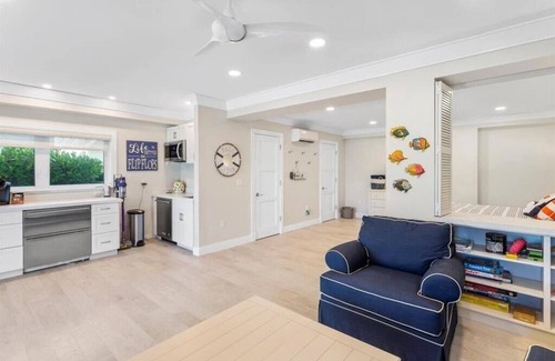White Marlin Beach House | Why watch the Sunrise when you have a Mangrove Sunset