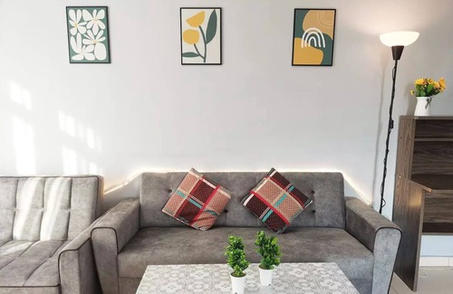 Johor Bahru House | WI-FI Spacious 3BR Balcony View