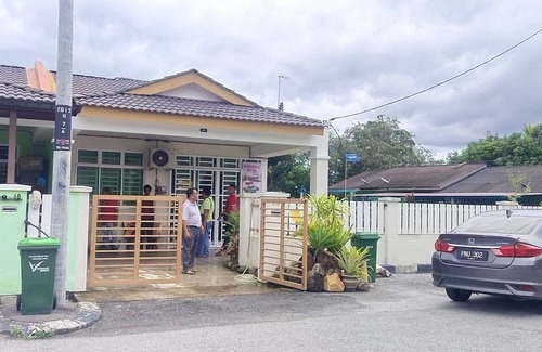 Jitra House | Wide space home with free parking in Jitra ,Kedah