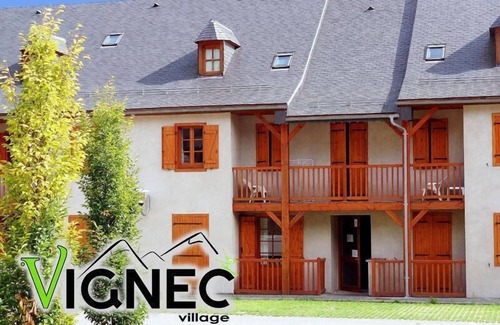 Vignec Apartment | Wifi, 1st floor, swimming pool, tv, ski locker, 39m², Saint Lary Soulan