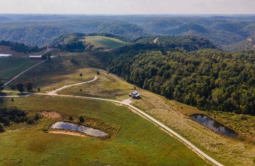 Rogers Cabin | WiFi & Adventure - Large Family-Friendly Cabin - Starlight Cabin - Red River Gorge, Kentucky!