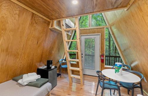 Pine Ridge House | WiFi & Adventure - The Overlook Luxury