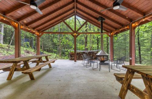 Pine Ridge House | WiFi & Adventure - The Overlook Luxury