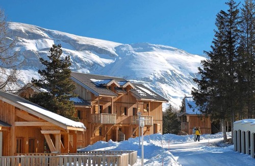 Saint-Etienne-en-Devoluy Apartment | Wifi, fitness, swimming pool, terrace, balcony, parking, tv, ski locker, 40-50m², Superdévoluy