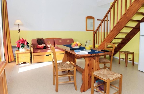 Font-Romeu-Odeillo-Via Apartment | Wifi, swimming pool, terrace, balcony, parking, tv, ski locker, 26-30m², Font Romeu