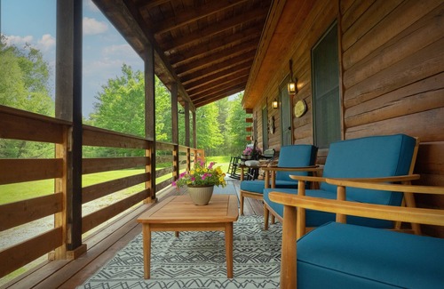 Mac Mahan Cabin | Wiggleswick Cottage; A Dogs Welcome Certified Property!