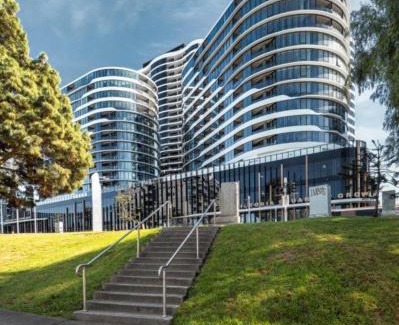 Footscray Apartment | WiiHost Cosy Retreat!