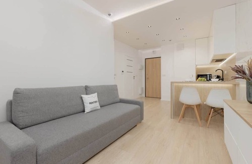 Wlochy Apartment | Wiktoryn 6A | Modern Apartment | Air-conditioning