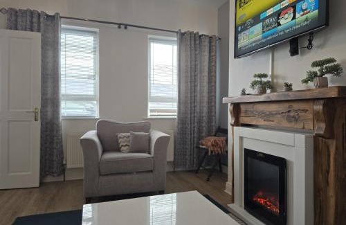 Ballyshannon House | Wild Atlantic Way - Retreat - Sleeps 12