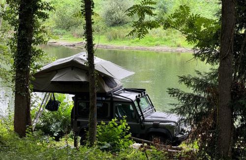 Arnaud-Guilhem Other | Wild Camping am Fluss
