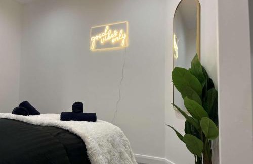 Leicester City Centre Apartment | Wild City Centre Suite - Ping Pong Table, Free Gym