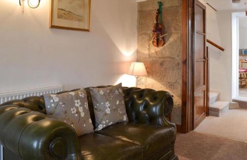 Youlgreave House | Wild Flower Cottage