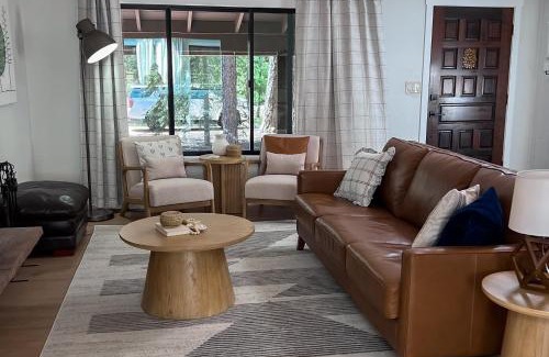 Pinetop House | Wild Horse Retreat