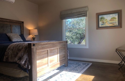 San Saba House | Wildebeest Guesthouse on the 5 J Ranch