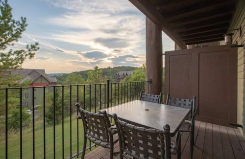 Big Cedars Apartment | Wilderness Club at Big Cedar, Commodious Studio