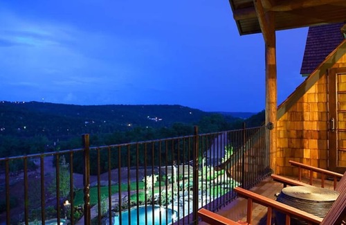 Big Cedars Cabin | Wilderness Club at Big Cedar - 3 Bedroom Presidential Cabin - July 4th Week