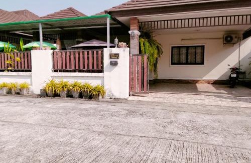 Ban Chang Bed & Breakfast | Wilderness