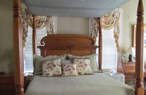 Natchitoches Bed & Breakfast | Wilkinson Room at La Maison Louisiane