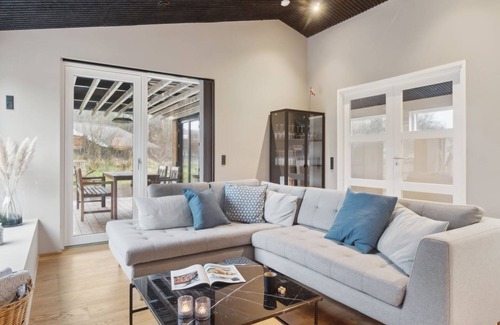 Handrup Strand House | "Willi" - 600m from the sea by Interhome